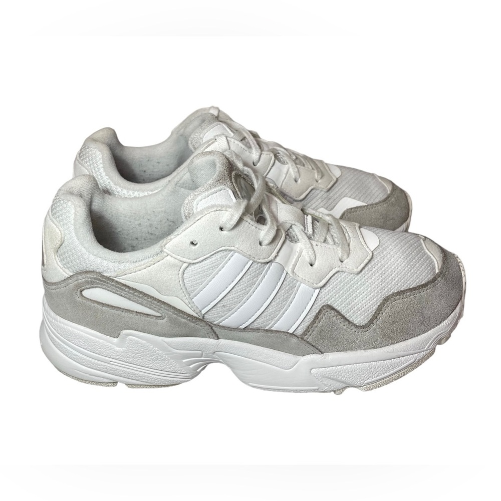 Adidas Originals Yung-96 Sneakers Cloud/White EE3682 Men’s Size 5.5/ Women’s 7.5